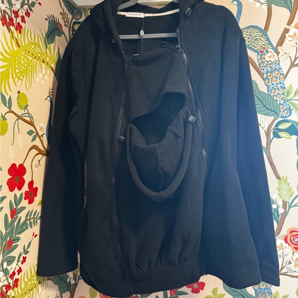 Women's Black Fleece Maternity Babywearing Jacket